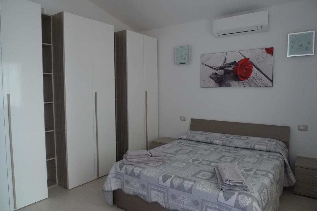 Villaggio Est Affittacamere San Teodoro  Zewnętrze zdjęcie