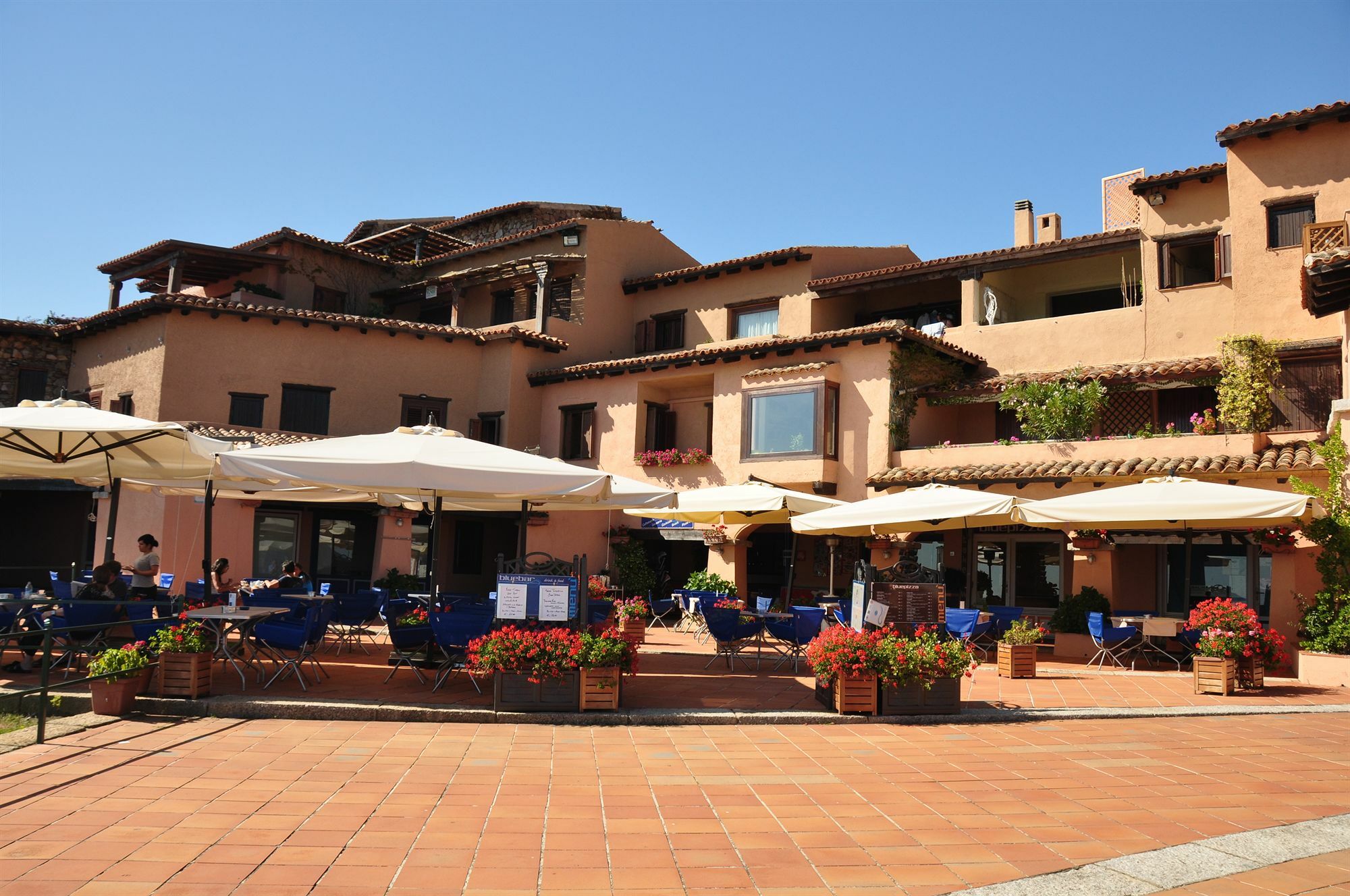 Villaggio Est Affittacamere San Teodoro  Zewnętrze zdjęcie